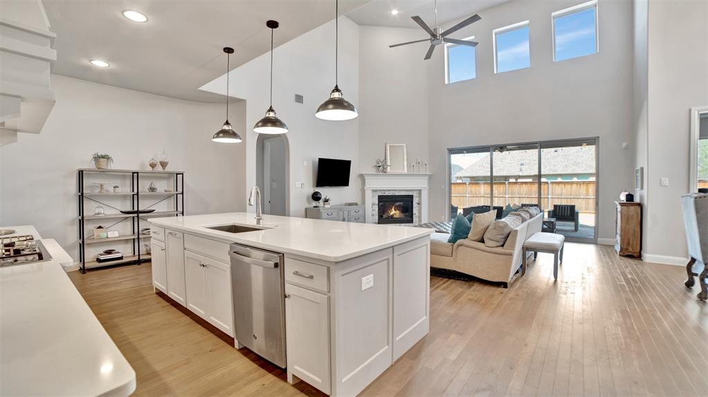 2500 Rosecroft Court