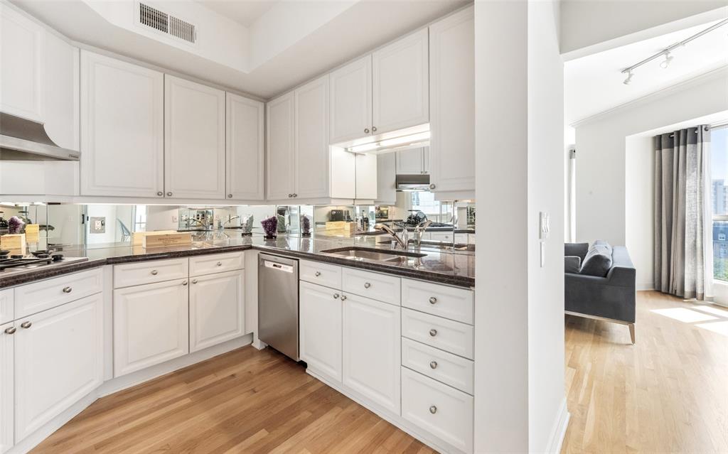 Mayfair Turtle Creek Condos - Residential