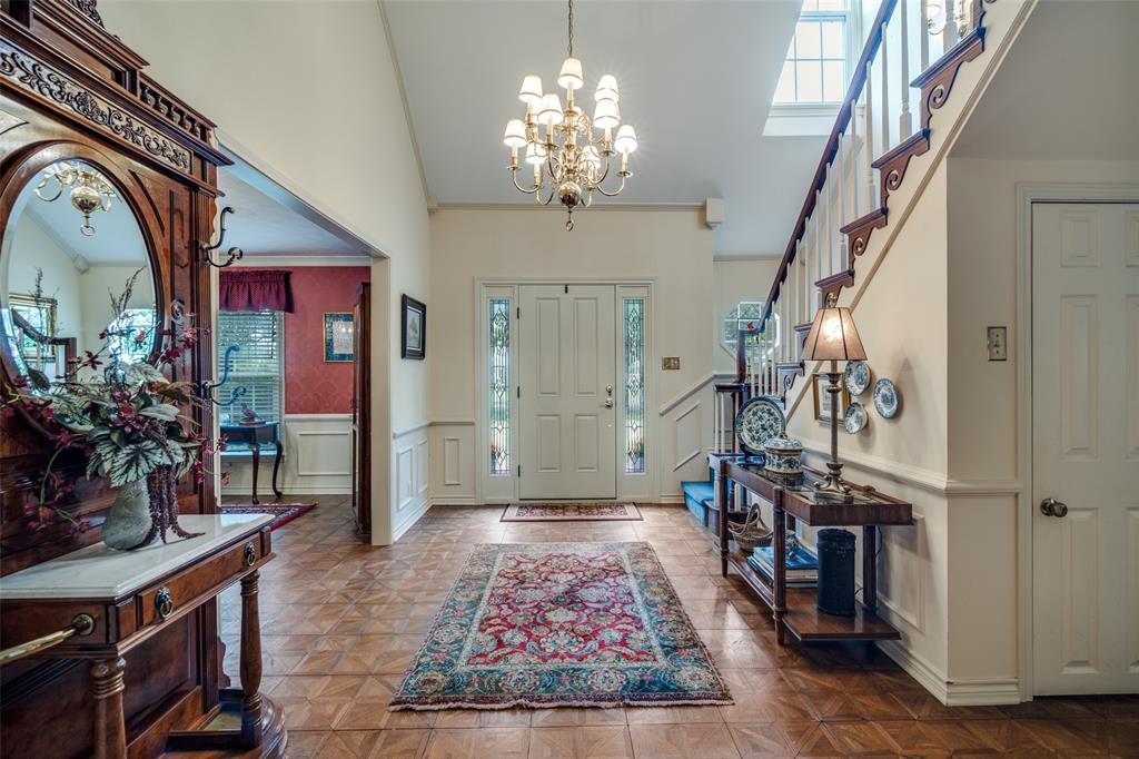 713 Meadow Drive