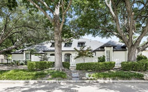 5702 Bent Trail Dallas TX 75248
