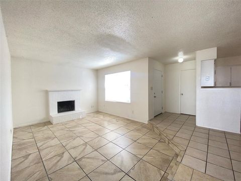 Photo of 6808 Trail Lake Drive, Fort Worth, TX 76133 (MLS # 21196701)