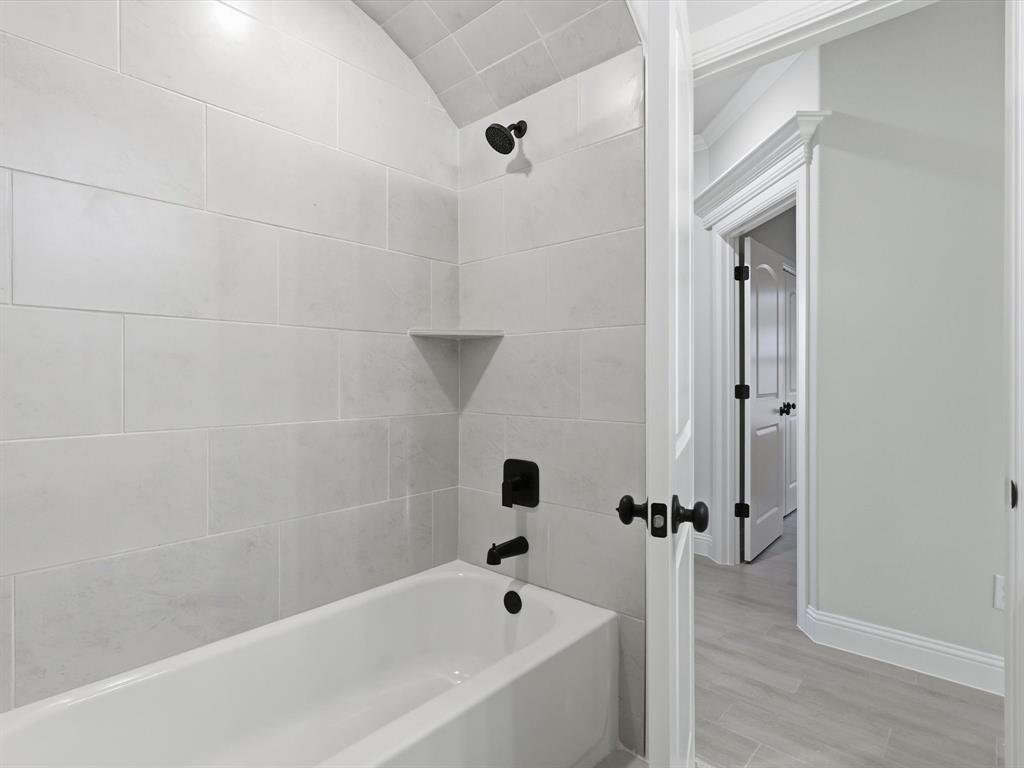 Highland Park Bay - Residential