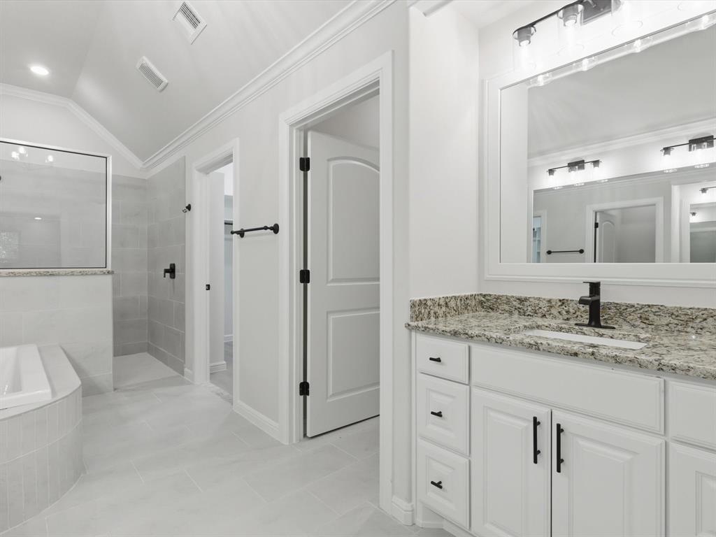 Highland Park Bay - Residential