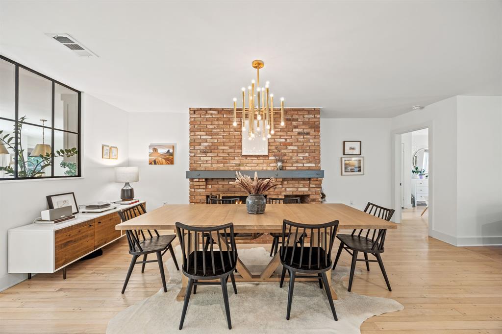 6476 Dunstan Lane