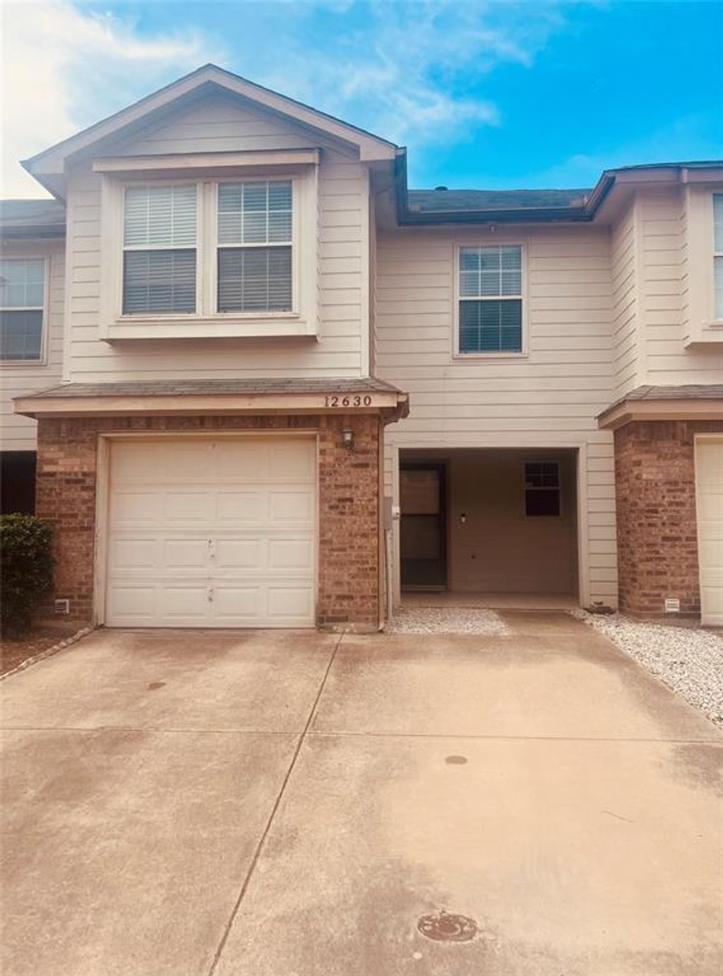 Photo of 12630 Bay Avenue, Euless, TX 76040 (MLS # 21280462)