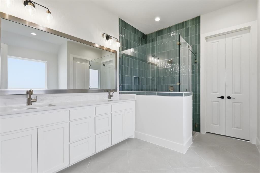 Aledo Heights - Residential