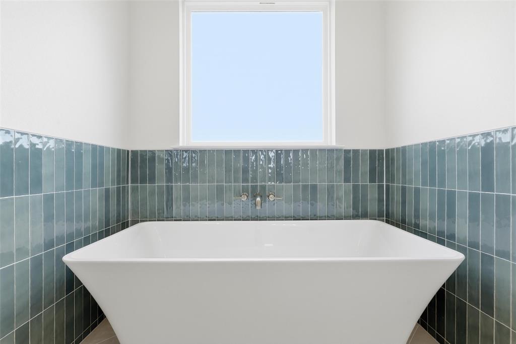 Aledo Heights - Residential