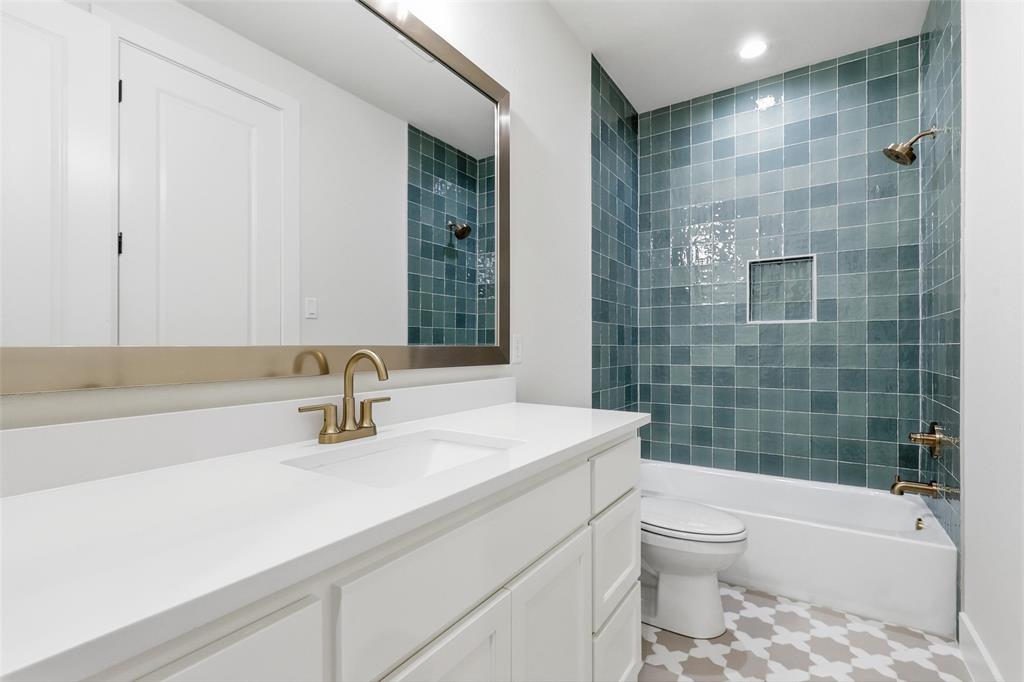 Aledo Heights - Residential