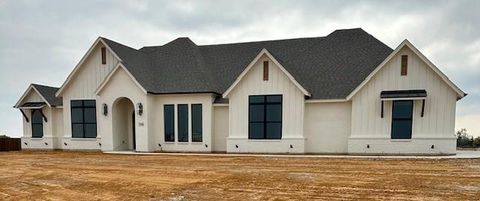 A home in Waxahachie