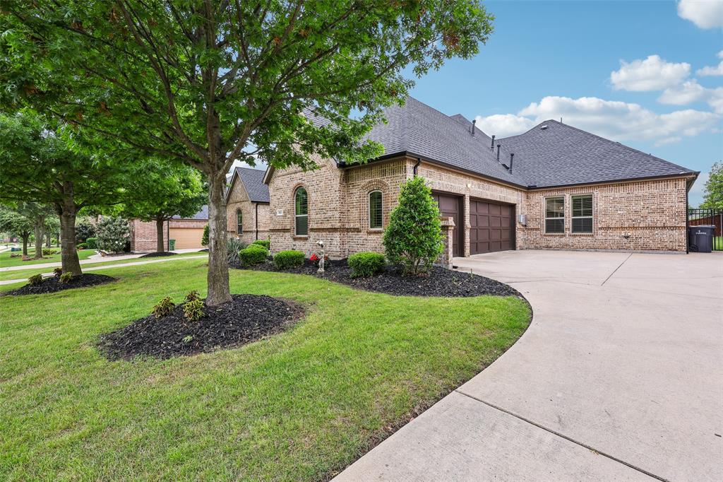 1011 Caribou Drive