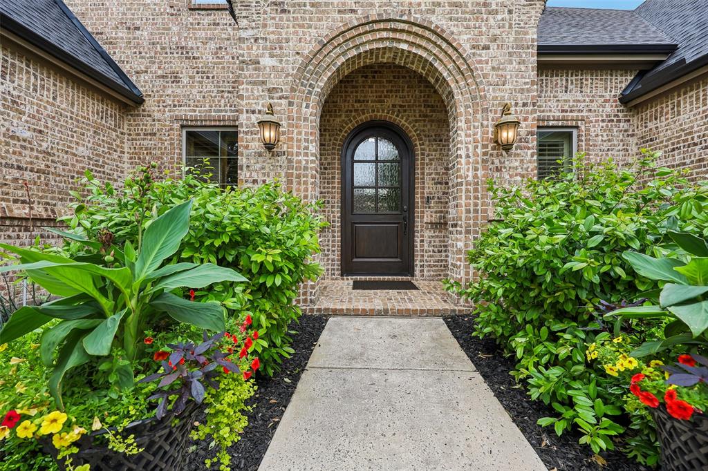 1011 Caribou Drive