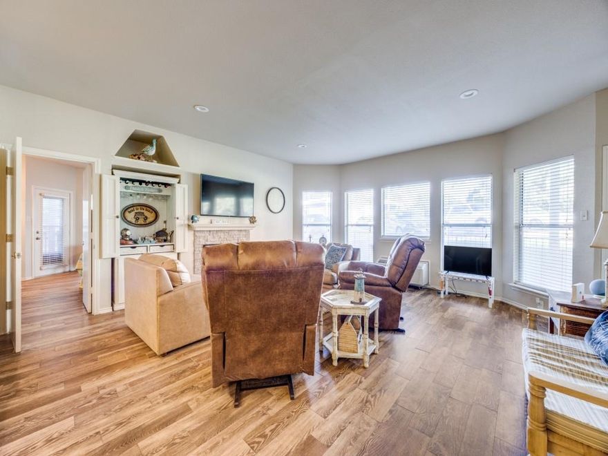 Ready to start living the lake life? This beautifully updated first-floor condo offers super easy access and is the perfect weekend retreat or full-time residence! Featuring 2 spacious bedrooms and 3 full bathrooms, the open-concept layout boasts a large living area seamlessly connected to the kitchen. Enjoy designer finishes with a lovely beach theme, including luxury vinyl plank flooring, stainless steel appliances, and a water filtration system in the kitchen (2024).

The condo was completely remodeled in 2023 and thoughtfully upgraded in 2024 with new front and back storm doors, a new fence on both porches, new toilets in all bathrooms, custom pantry shelving, and two new porch outlets. A brand-new washer and dryer (2024) are also included for added convenience.

Each room features its own individual heating and cooling unit for personalized comfort year-round. Located within walking distance of the community pool, Tanglewood Resort, and Highport Marina, you’re right in the heart of all the fun and relaxation the lake has to offer.

Completely furnished, including all furniture, linens, pots, pans, dishes, and towels—everything you need is here. The HOA covers water, sewer, trash, landscaping, and building insurance for low-maintenance living. Move right in and start enjoying your lake escape with ease!