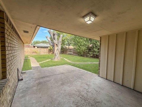 Tiny photo for 2147 Oak Valley Lane, Dallas, TX 75232 (MLS # 21396227)
