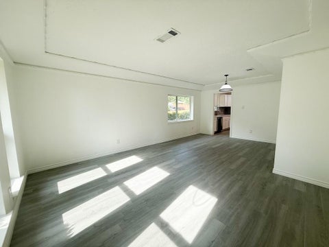 Tiny photo for 2147 Oak Valley Lane, Dallas, TX 75232 (MLS # 21396227)