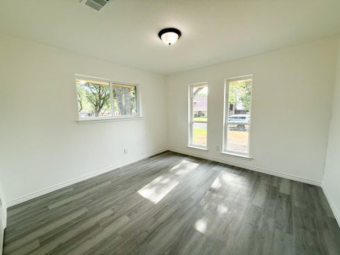 Tiny photo for 2147 Oak Valley Lane, Dallas, TX 75232 (MLS # 21396227)