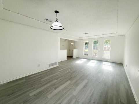 Tiny photo for 2147 Oak Valley Lane, Dallas, TX 75232 (MLS # 21396227)