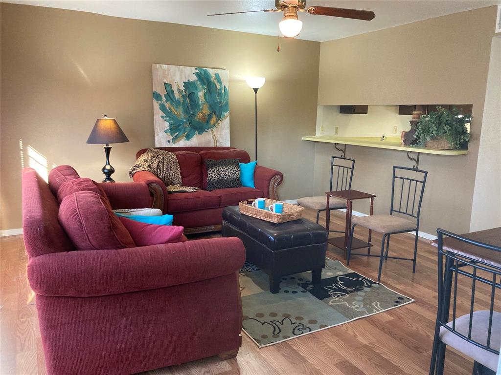 1820 E Kings Highway 243