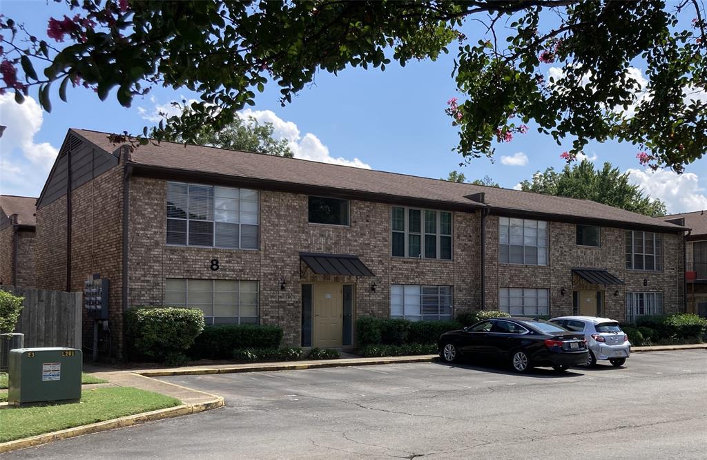 1820 E Kings Highway 243