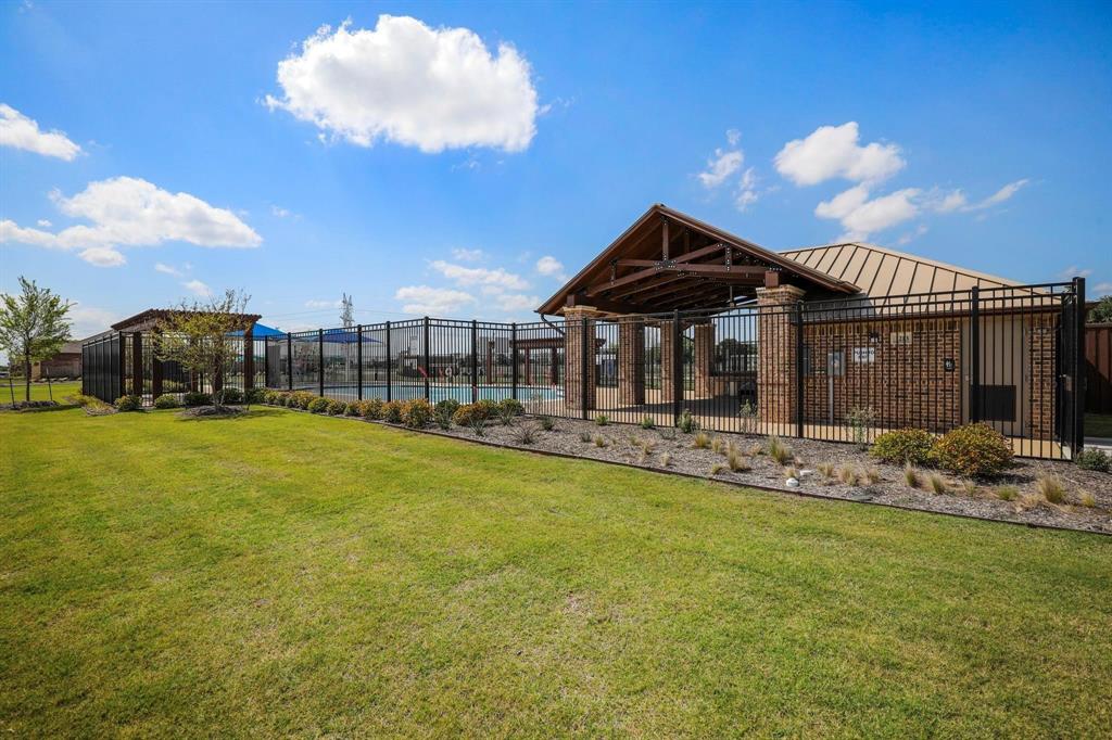 Presidio West - Residential