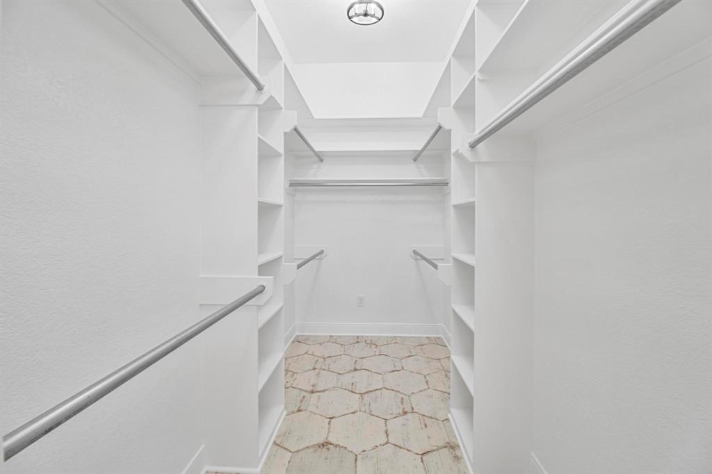 Crown Point Estate II - Residential