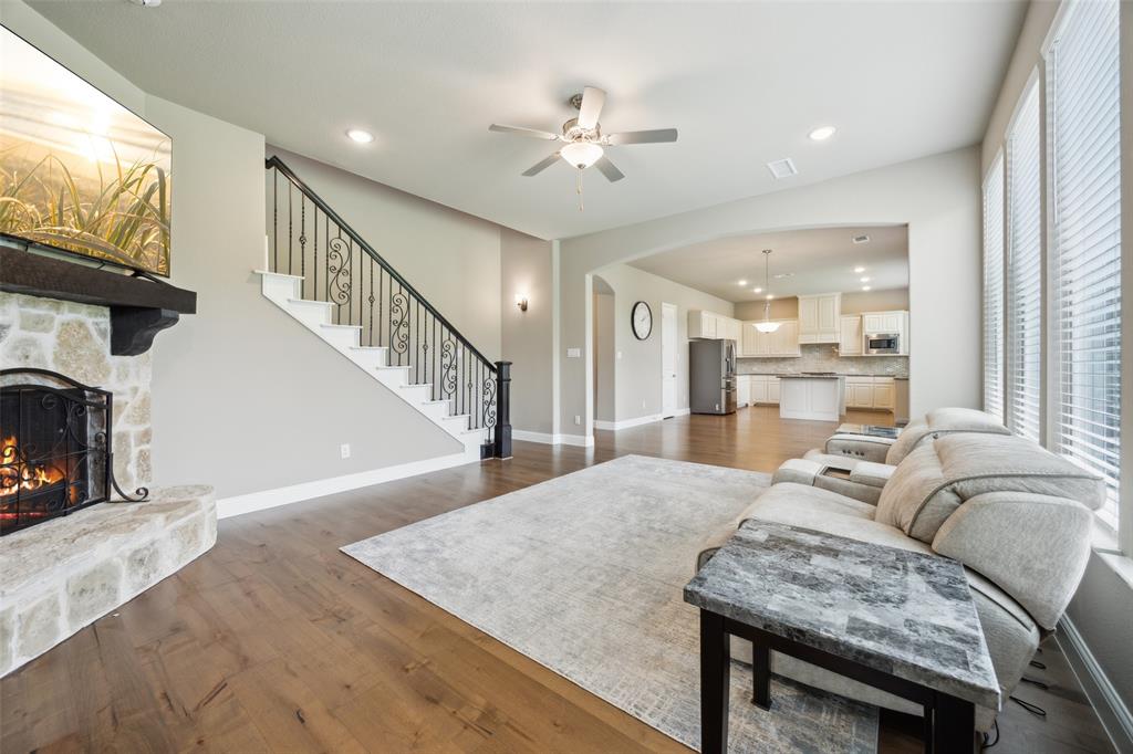 Estates Of Lakeshore Ph I The - Residential