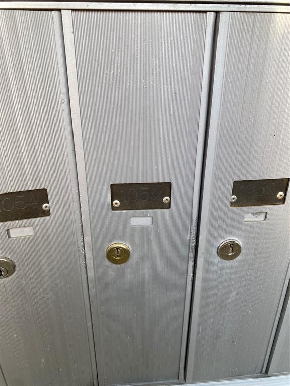 Country Condos Creek - Residential