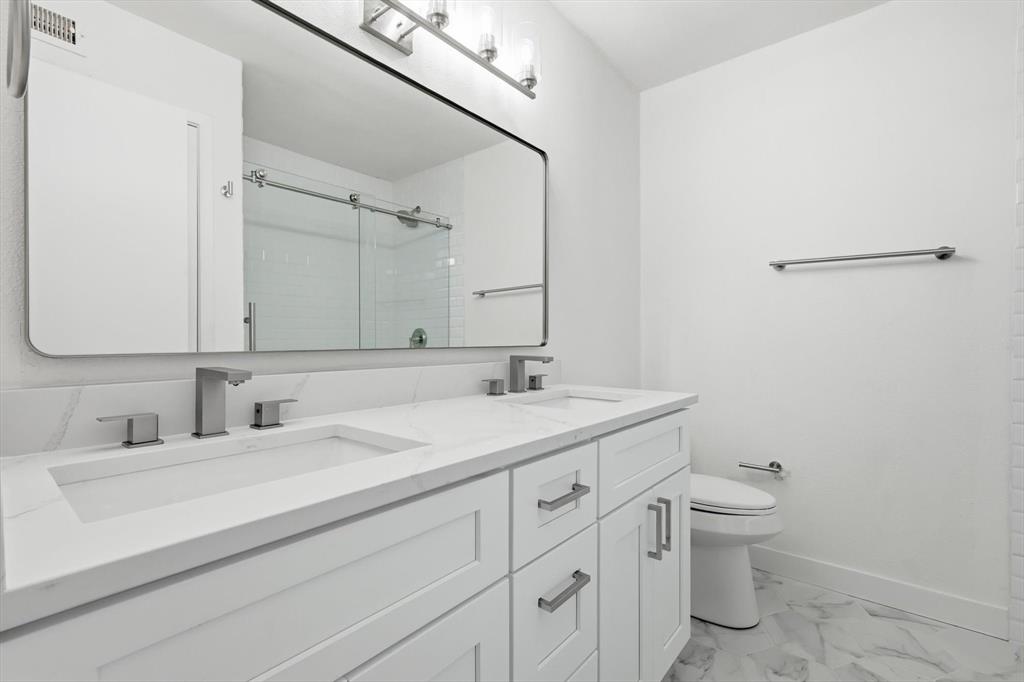 Creekbend Twnhms - Residential