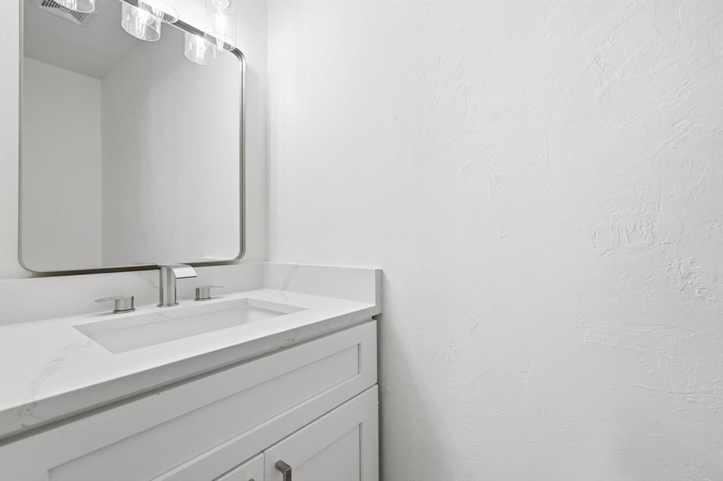 Creekbend Twnhms - Residential