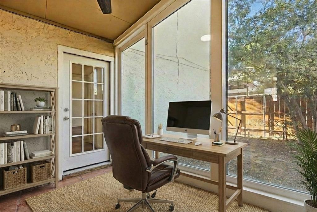 Creekbend Twnhms - Residential