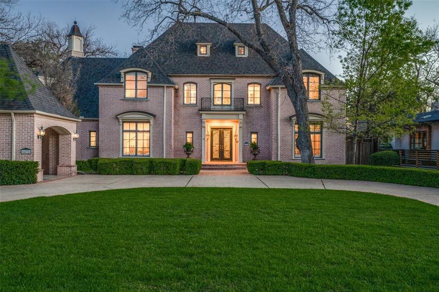 Beautiful custom designed home by the masterful duo Robbie Fusch & Breckenridge-Nixon, located in the prestigious fairway of Preston Hollow. This exceptional property stands as a true grand masterpiece, showcasing unparalleled attention to detail and exquisite design elements that define the expertise of these two designers. Every corner of this home exudes elegance and sophistication, from the hewn beams and vaulted ceilings to the acres of intricate herringbone wood floors that add a touch of luxury. The property features 4 bedrooms, 4.5 baths, and 5 spacious living areas, providing the perfect setting for entertaining guests and creating unforgettable memories. The Chef's kitchen, complete with Viking and Subzero appliances, opens to a window framed breakfast nook and a cozy keeping room with a fireplace that overlooks the serene backyard and pool. A private paneled study with a fireplace off the primary suite adds a touch of sophistication and tranquility to the living space.