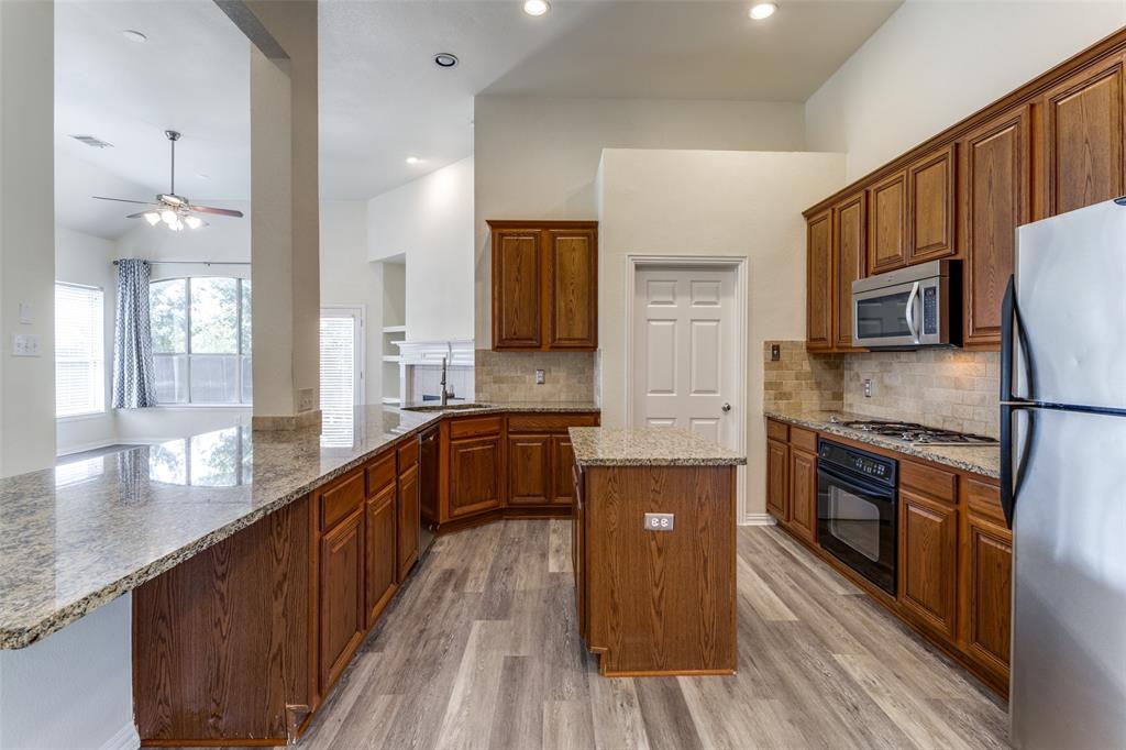 Grand Traditions At Stonebridge Ranch - Residential