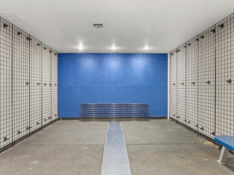 W W Ford - Commercial Sale