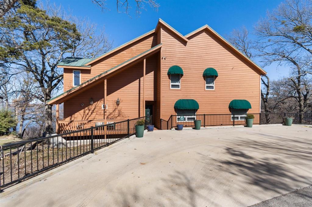 214 Island View Drive