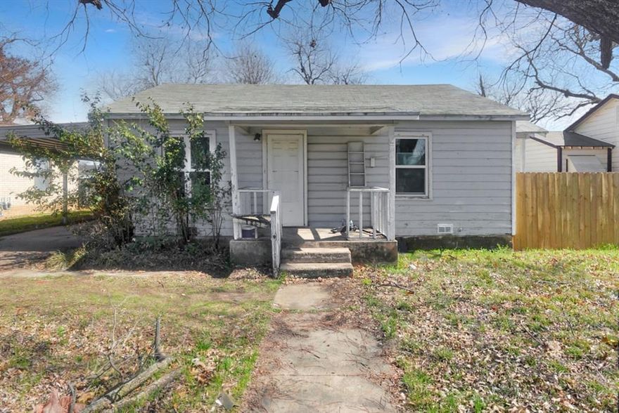 This 2-bedroom, 1-bath home offers a functional layout and has been previously used as a rental property. Situated on a generously sized lot, the large backyard provides plenty of space for outdoor living, entertaining, or future possibilities. A great opportunity to add to your portfolio or make it your own with updates.