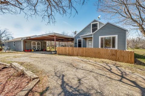 5705 Regalview Drive Joshua TX 76058