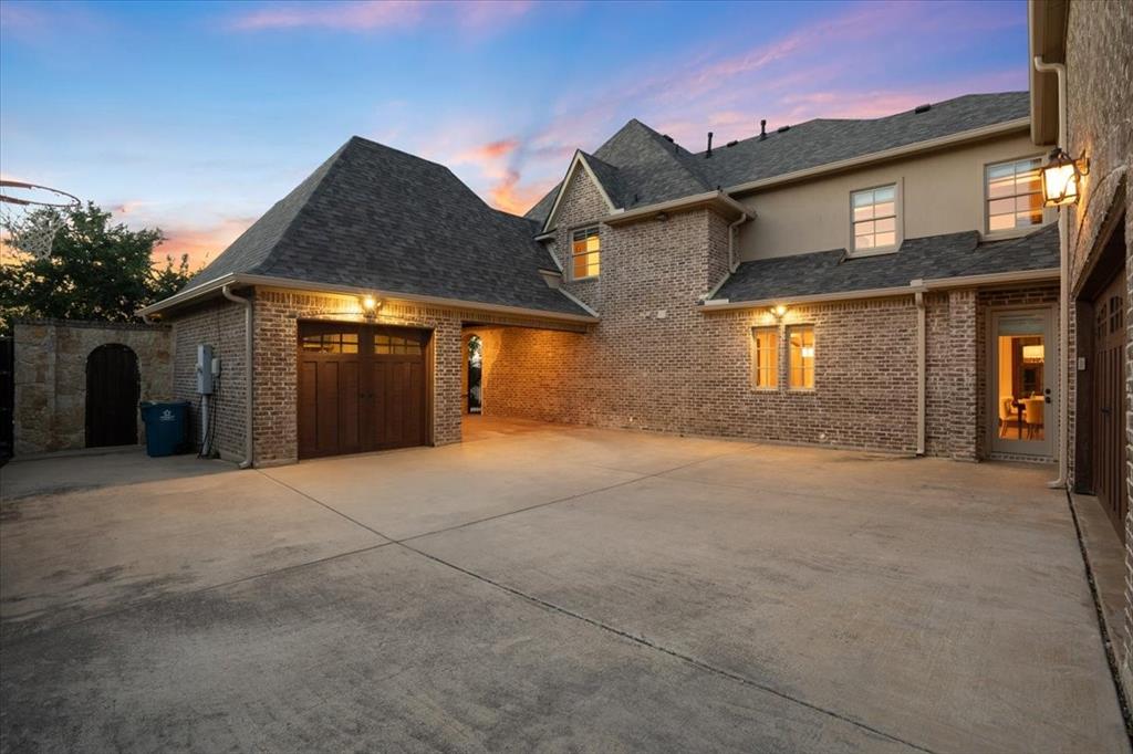 1029 Long Isles Lane