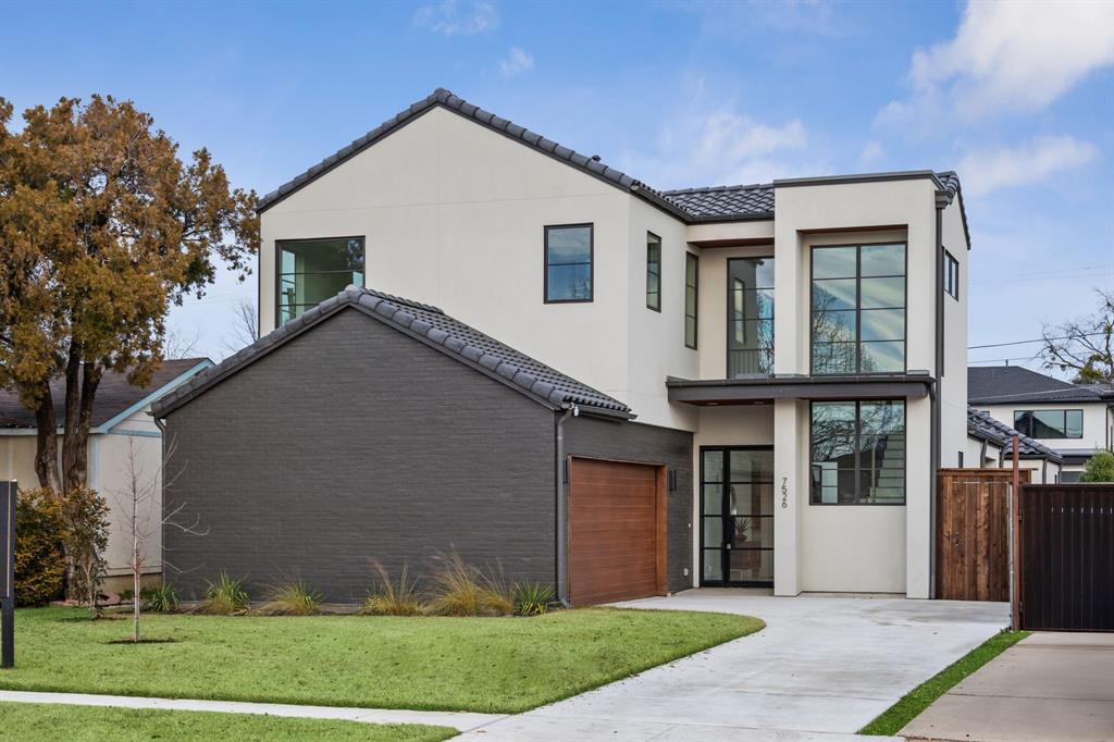 UNIVERSITY BOULEVARD TERRACE - Residential