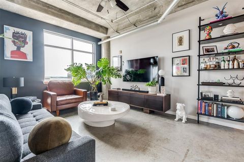 Tiny photo for 1001 Belleview Street #602, Dallas, TX 75215 (MLS # 21194057)