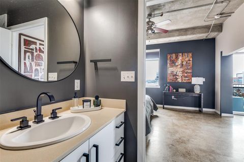 Tiny photo for 1001 Belleview Street #602, Dallas, TX 75215 (MLS # 21194057)