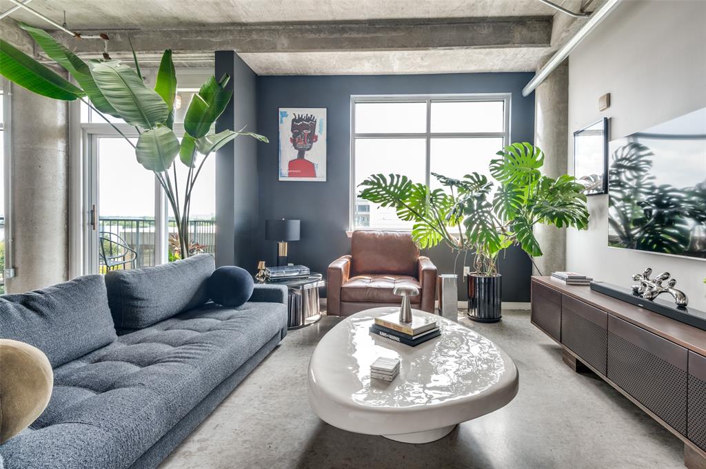 Beat At The South Side Station - Residential