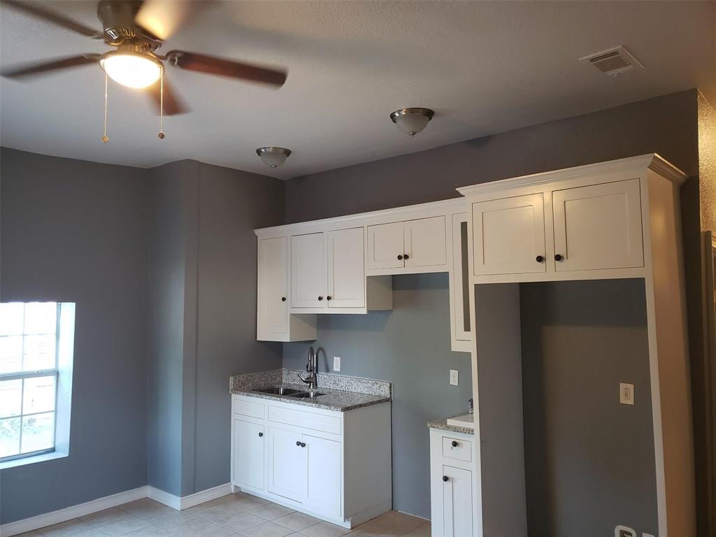 South Hemphill Heights Add - Residential Lease