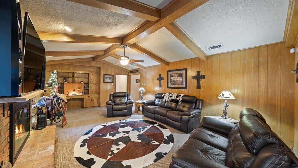 313 Shadywood Lane