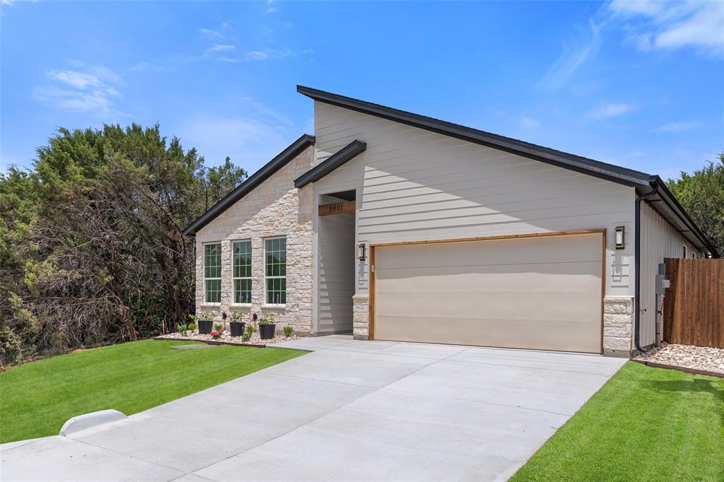 5601 San Jacinto Drive