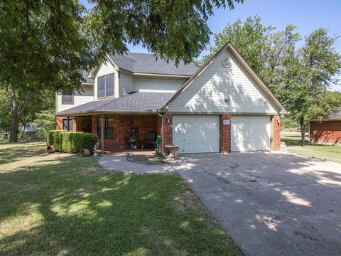 1007 S Elm Street, Ennis, TX 75119 - MLS#: 20903997