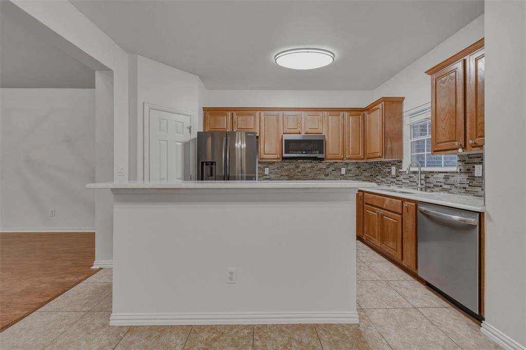 160 Greathouse Village