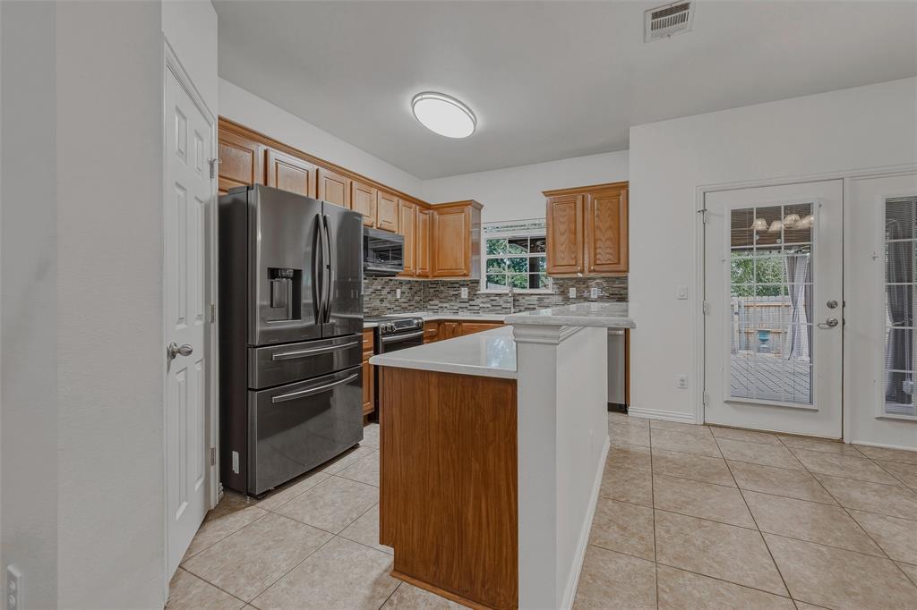 160 Greathouse Village