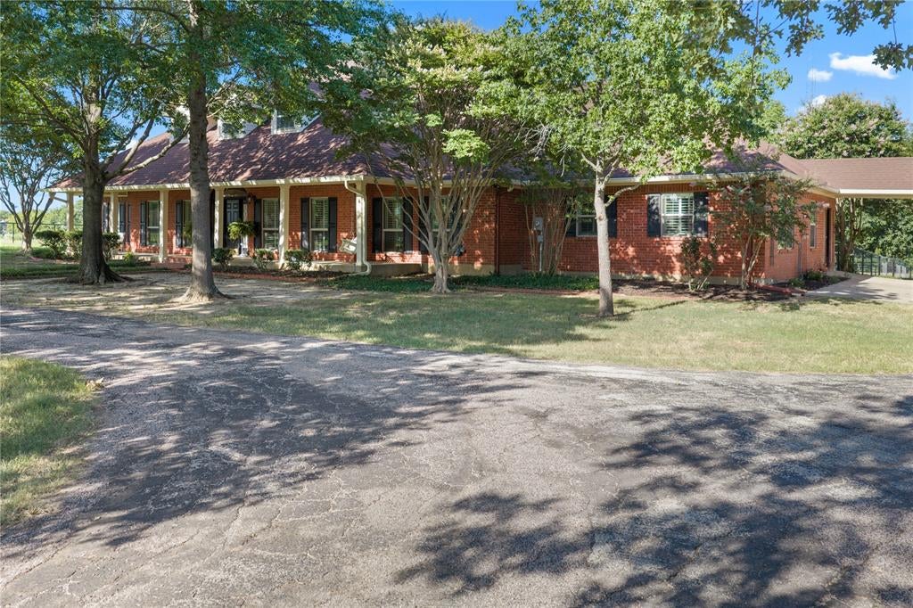 200 County Road 2130