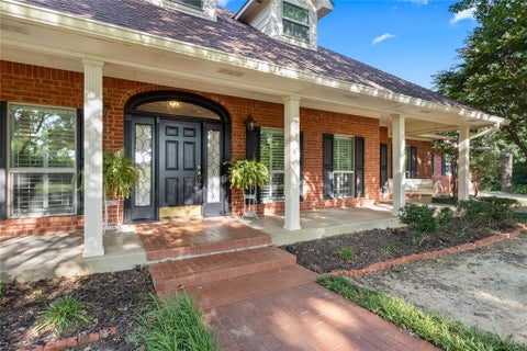 Photo of 200 County Road 2130, Gainesville, TX 76240 (MLS # 21333097)