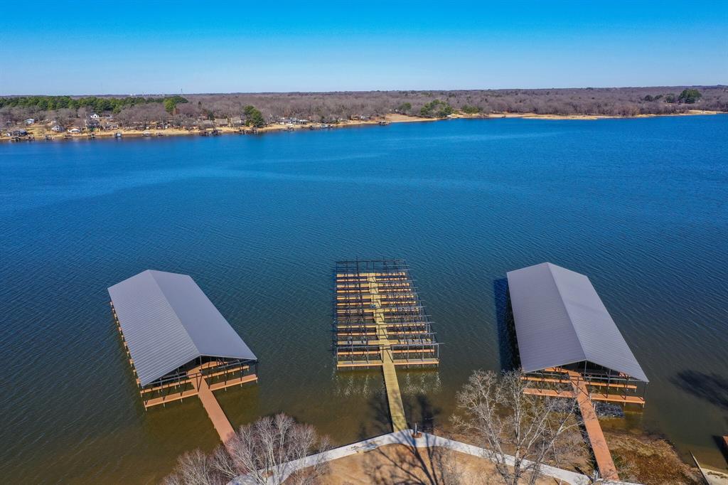6947 Lakeshore Way