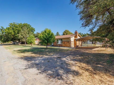 Tiny photo for 1604 Dublin Street, Brownwood, TX 76801 (MLS # 21391874)